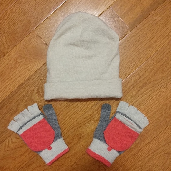 Old Navy Hat and Glove Set - Picture 1 of 3